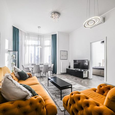 Luxury Downtown Dreams Apartment Будапеща Екстериор снимка