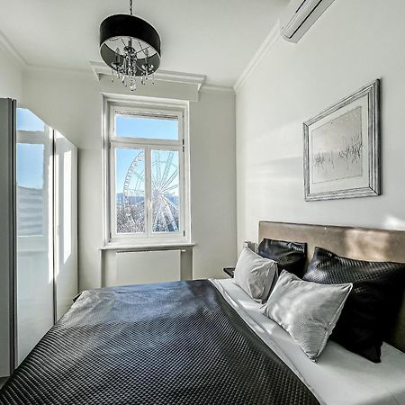 Luxury Downtown Dreams Apartment Будапеща Екстериор снимка