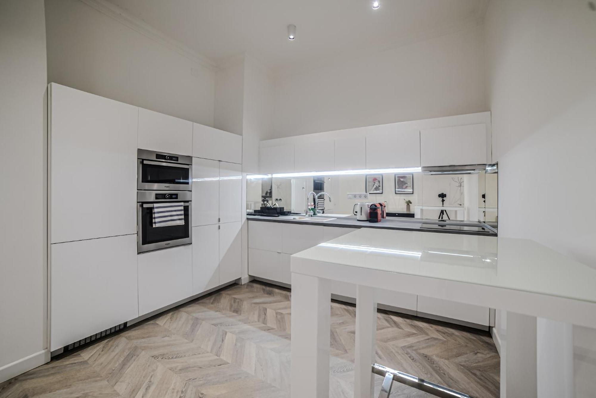 Luxury Downtown Dreams Apartment Будапеща Екстериор снимка